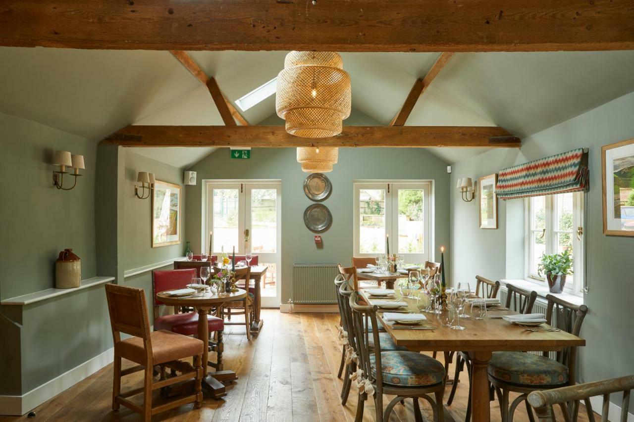 Hotel Crown And Anchor
